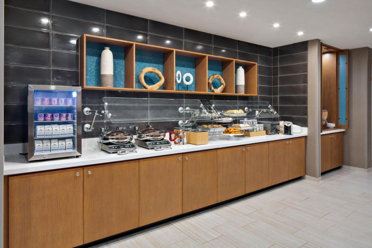 Springhill Suites הילטון הד איילנד מראה חיצוני תמונה
